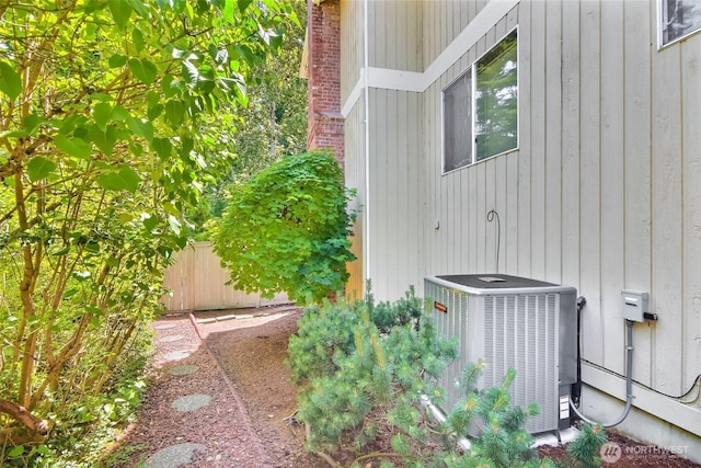 209 SW 331st Pl, Federal Way, WA 98023 - view of home's exterior featuring a cooling unit