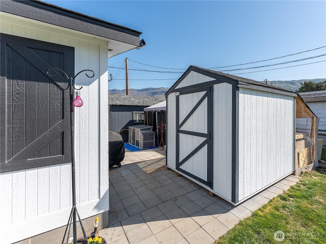 105 3rd St SW, Rock Island, WA 98850 - view of shed with a mountain view