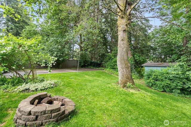 1302 Spruce St, Longview, WA 98632 - view of yard with a fire pit