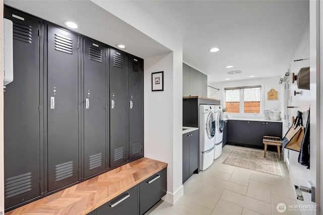 909 11th St, Mukilteo, WA 98275 - mudroom featuring visible vents, washer and dryer, light tile patterned flooring, and recessed lighting