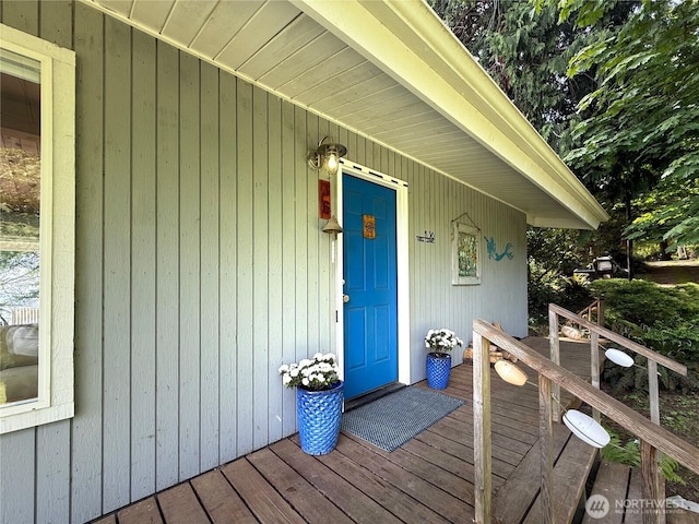 36 K Beach Way, Hat Island, WA 98206 - wooden terrace featuring covered porch
