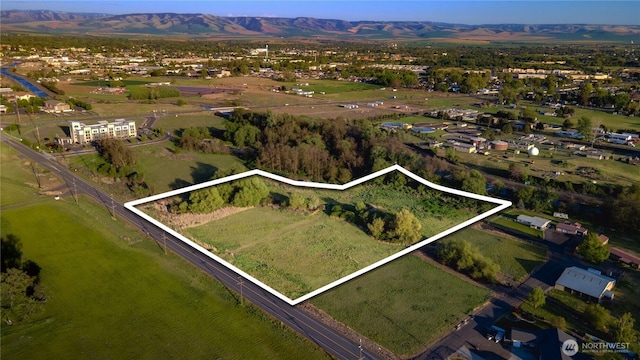 1595 Heritage Rd, Walla Walla, WA 99362 - photo 1