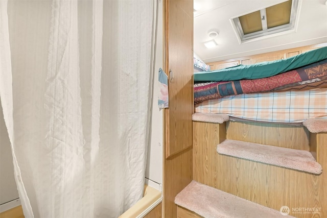 view of full bath