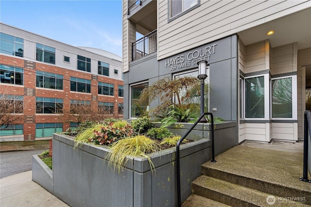 769 Hayes St Unit 405, Seattle, WA 98109 - view of property