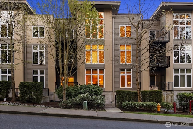 150 102nd Ave SE Unit 213, Bellevue, WA 98004 - view of property