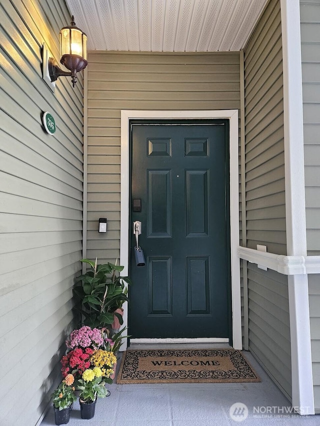 view of property entrance
