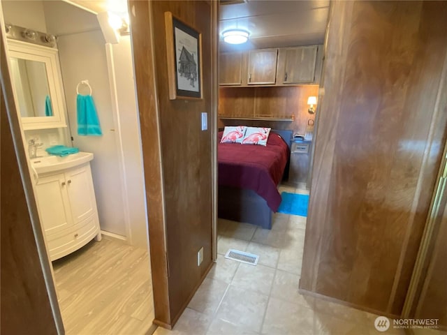 7704 Birch Bay Dr Unit 4904, Blaine, WA 98230 - interior space featuring vanity and visible vents