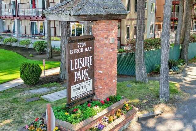 7704 Birch Bay Dr Unit 4904, Blaine, WA 98230 - details with a tile roof