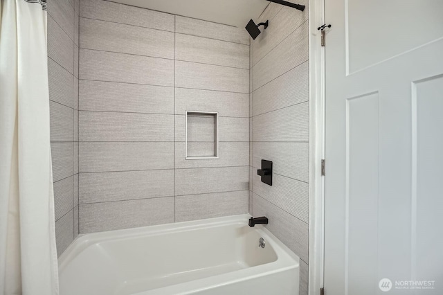 2613 Pike St SE, Auburn, WA 98002 - bathroom with shower / bathtub combination