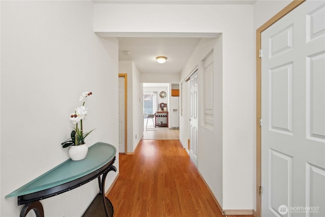 926 99th St SW, Everett, WA 98204 - corridor featuring light wood-style floors and baseboards
