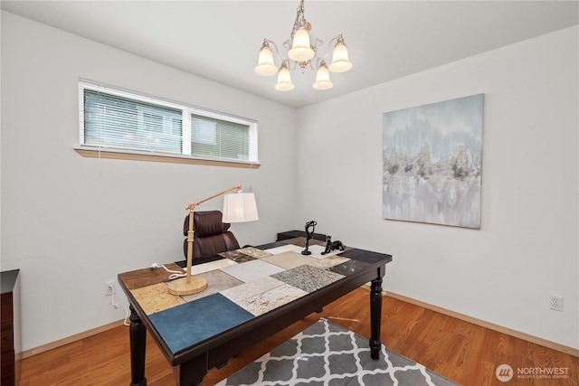 926 99th St SW, Everett, WA 98204 - home office featuring a chandelier, wood finished floors, and baseboards