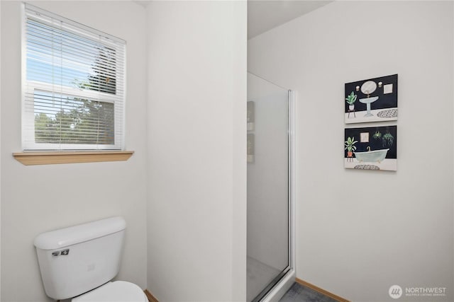 926 99th St SW, Everett, WA 98204 - bathroom featuring a stall shower and toilet