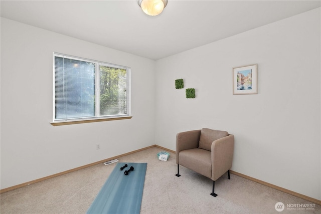 926 99th St SW, Everett, WA 98204 - sitting room featuring carpet floors and baseboards