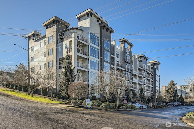 320 E 32nd St Unit 105, Tacoma, WA 98404 - view of building exterior