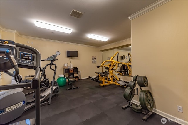 320 E 32nd St Unit 105, Tacoma, WA 98404 - exercise room featuring crown molding, visible vents, and baseboards