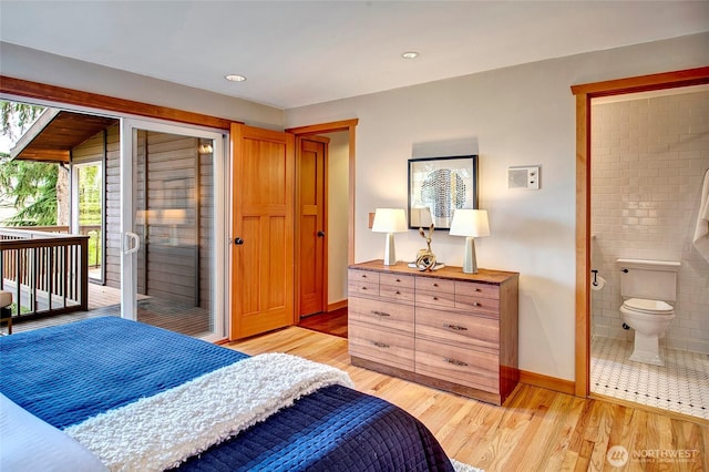 bedroom featuring recessed lighting, access to exterior, light wood-style flooring, baseboards, and ensuite bathroom