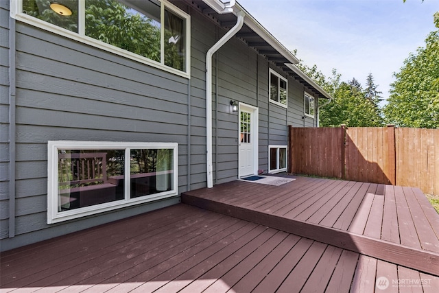 deck featuring fence