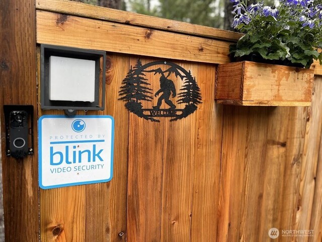 80 N Fircrest Pl, Hoodsport, WA 98548