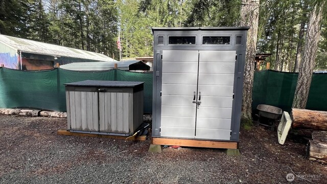 80 N Fircrest Pl, Hoodsport, WA 98548