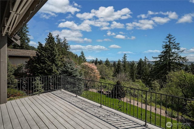 10910 48th Street Ct E, Edgewood, WA 98372 - view of wooden terrace