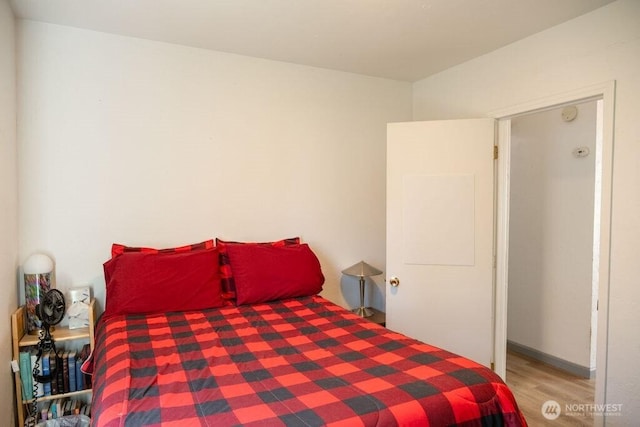 616 Pleasant St, Walla Walla, WA 99362 - bedroom with wood finished floors