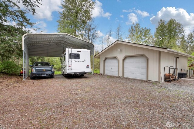 view of detached garage
