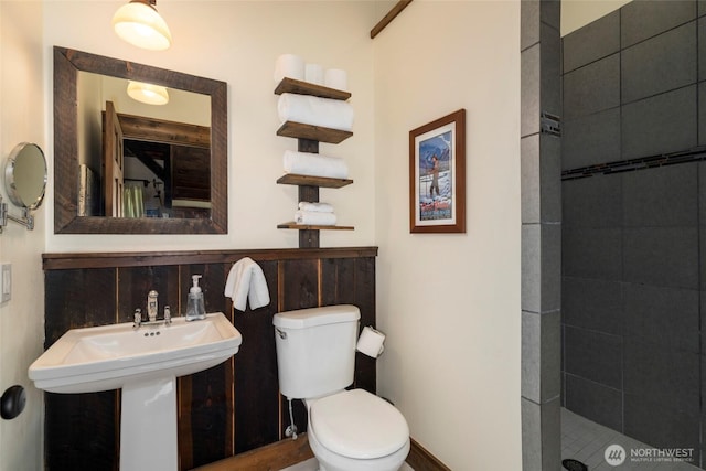 8105 Icicle Rd, Leavenworth, WA 98826 - full bath featuring toilet and a tile shower