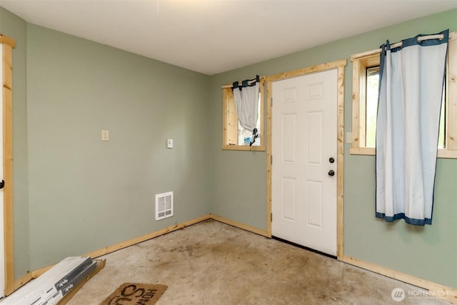 17936 Clearland Blvd SE, Yelm, WA 98597 - entrance foyer featuring concrete flooring