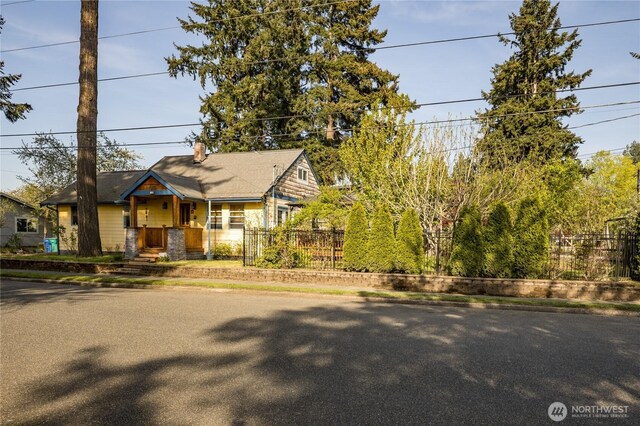 view of front of property with fence private yard
