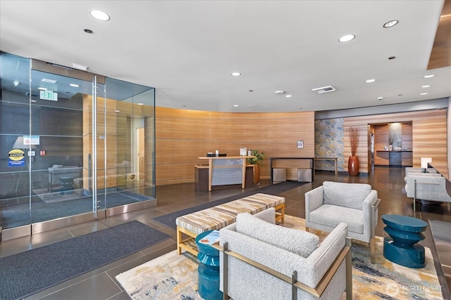 820 Blanchard St Unit 1507, Seattle, WA 98121 - lobby featuring visible vents