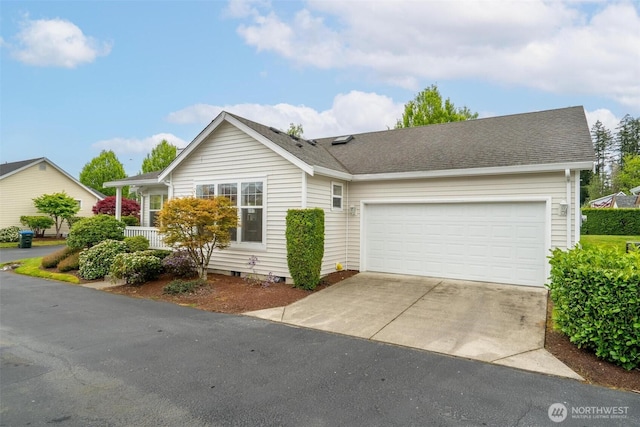 823 Landing Way, Centralia, WA 98531 - ranch-style house with concrete driveway and an attached garage