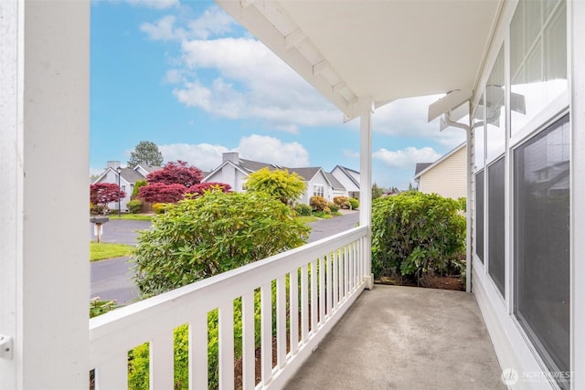 823 Landing Way, Centralia, WA 98531 - balcony featuring a residential view