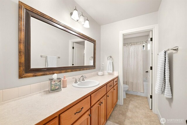 3679 Silver Oak Ct, Bellingham, WA 98226 - bathroom featuring vanity, tile patterned flooring, toilet, and shower / bath combination with curtain