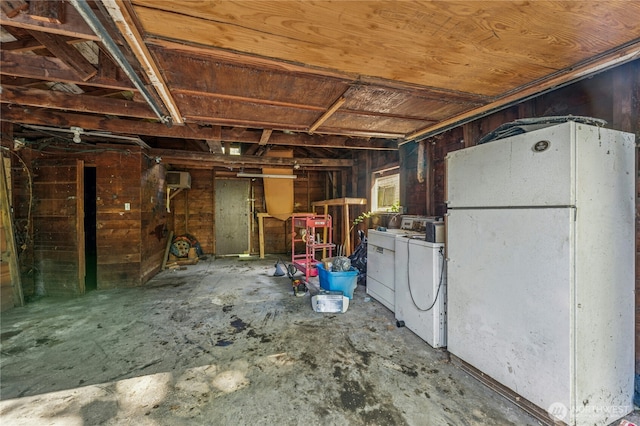 99 Sumner Ave, Sumner, WA 98390 - interior space with a garage and washing machine and dryer