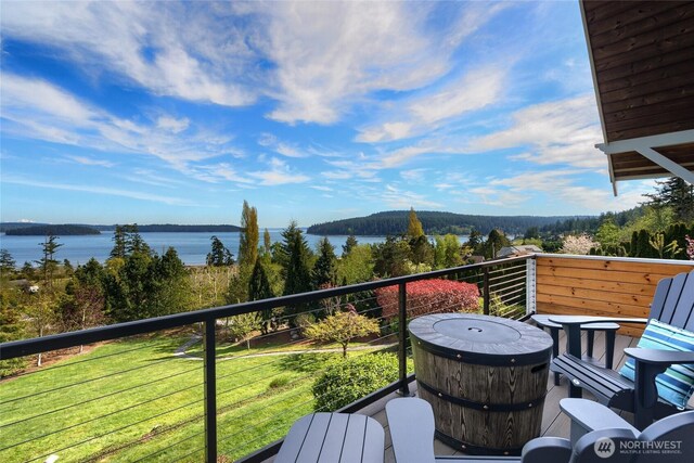 15089 Old Deception Mill Ln, Anacortes, WA 98221 - balcony with a water view