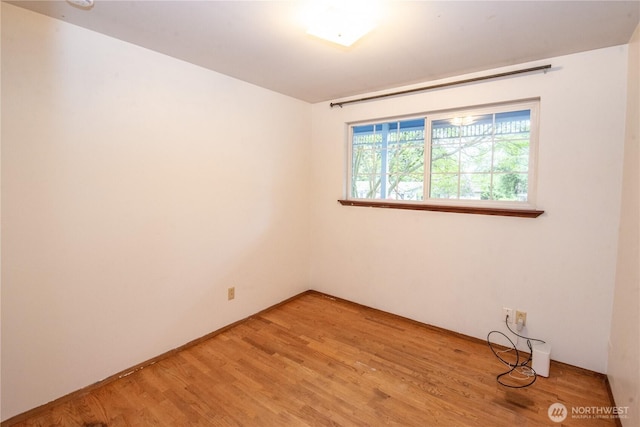 2916 SW 329th St, Federal Way, WA 98023 - spare room featuring light wood-style floors