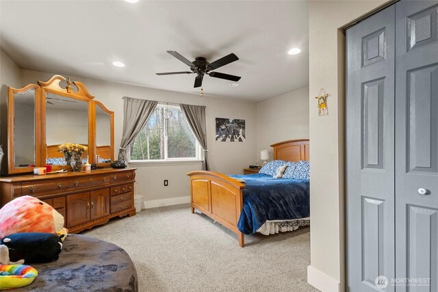 10871 Alfred St, Rockport, WA 98283 - bedroom featuring baseboards, recessed lighting, a ceiling fan, and light carpet