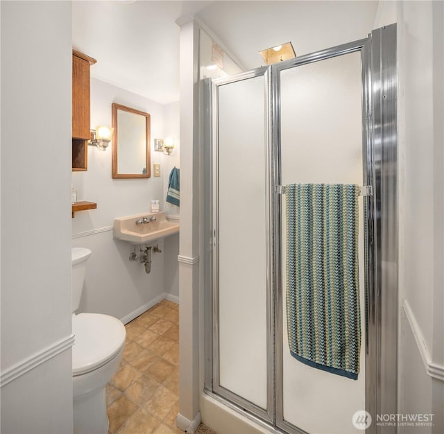 6743 40th Ave SW, Seattle, WA 98136 - full bathroom featuring a shower stall