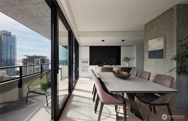300 Virginia St Unit 1908, Seattle, WA 98101 - dining area featuring a view of city