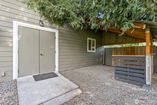 view of property entrance