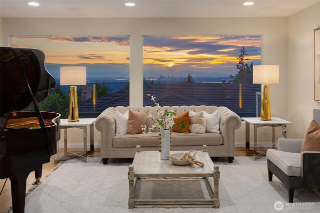 5310 143rd Ave SE, Bellevue, WA 98006 - living room featuring recessed lighting and baseboards
