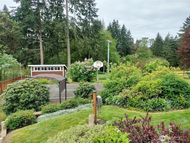 21926 Vashon Hwy SW, Vashon, WA 98070 - view of home's community featuring fence and an outdoor structure