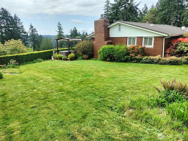 21926 Vashon Hwy SW, Vashon, WA 98070 - view of grassy yard