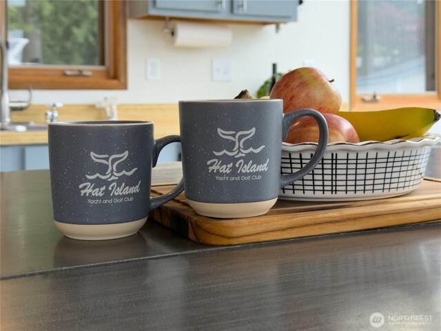 34A Saratoga Dr, Hat Island, WA 98206 - view of room details