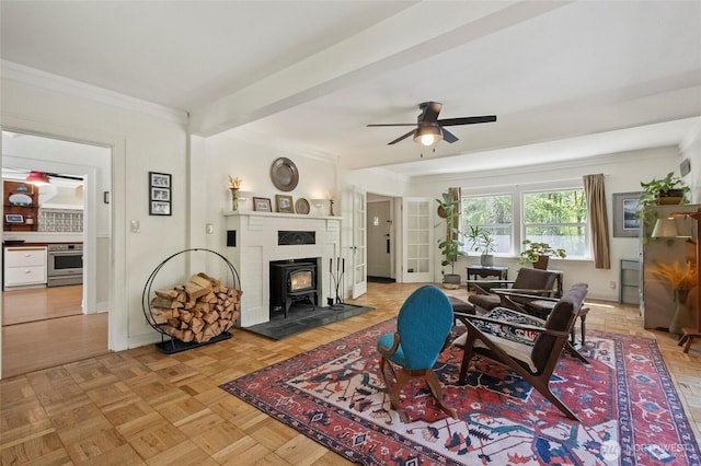 living room featuring ceiling fan