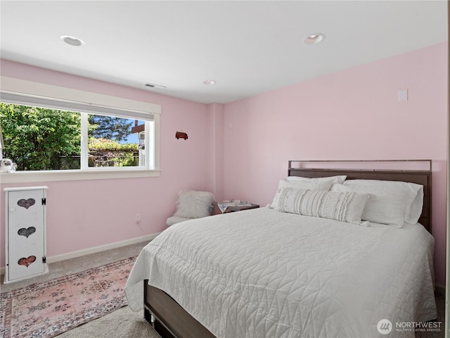 17111 NE 5th St, Bellevue, WA 98008 - bedroom featuring carpet floors, baseboards, and recessed lighting
