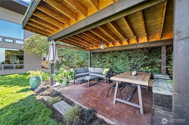 view of patio featuring an outdoor hangout area