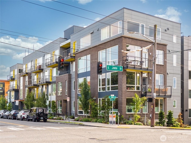 121 12th Ave E Unit 506, Seattle, WA 98102 - view of property