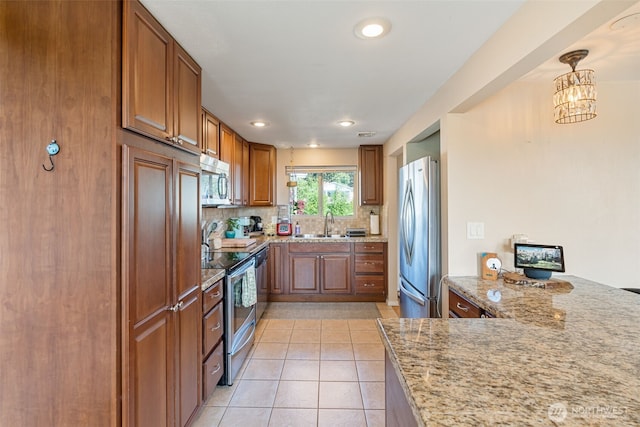1122 N Skyline Dr, Tacoma, WA 98406 - photo 8
