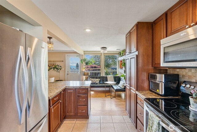 1122 N Skyline Dr, Tacoma, WA 98406 - photo 10